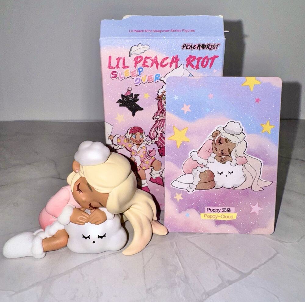 POP MART x Lil Peach Riot Sleepover Series Poppy-Cloud Confirmed Figure